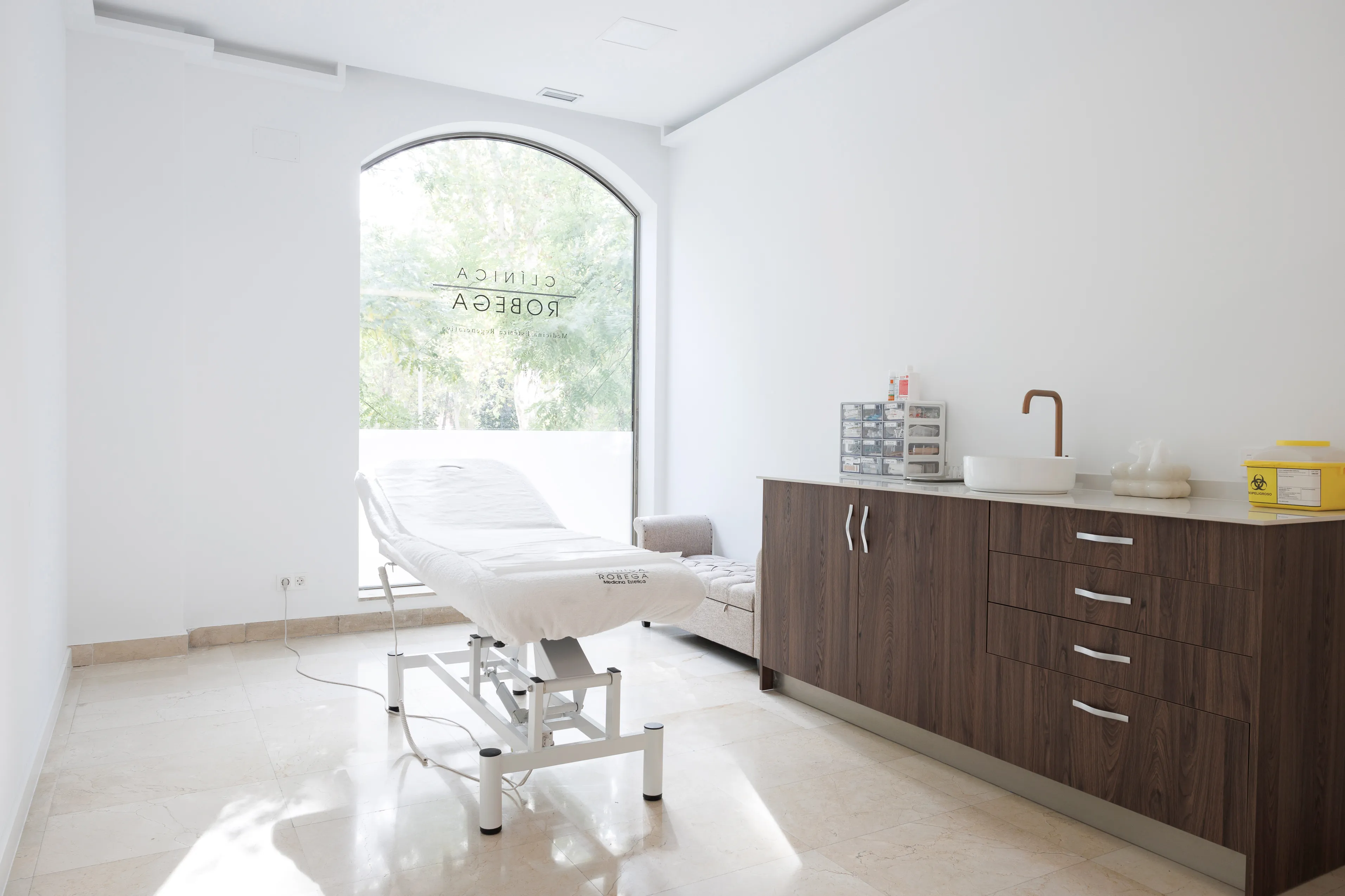 Tratamiento Liposucción en Clínica Robega Madrid