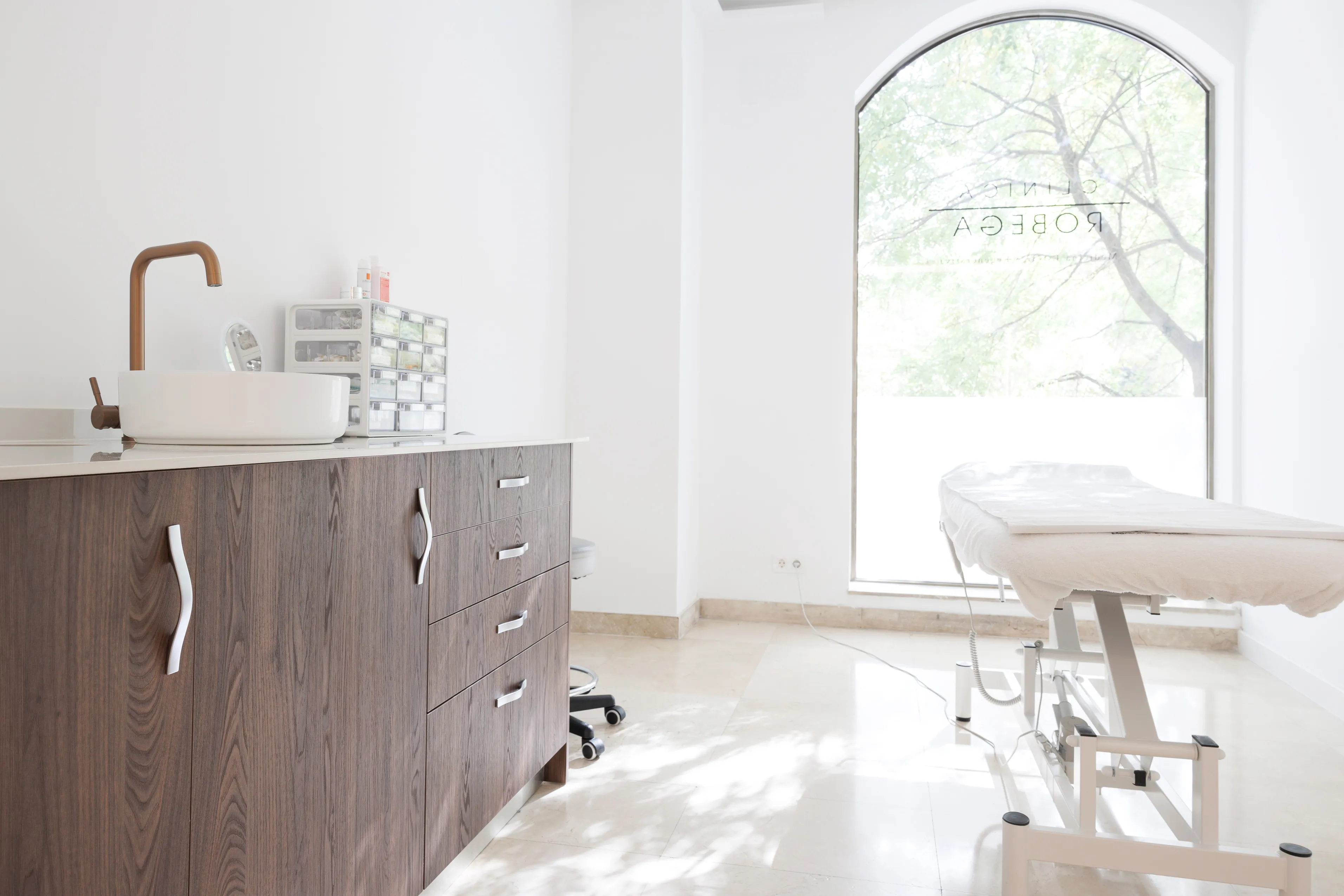 Tratamiento Peeling Corporal en Clínica Robega Madrid