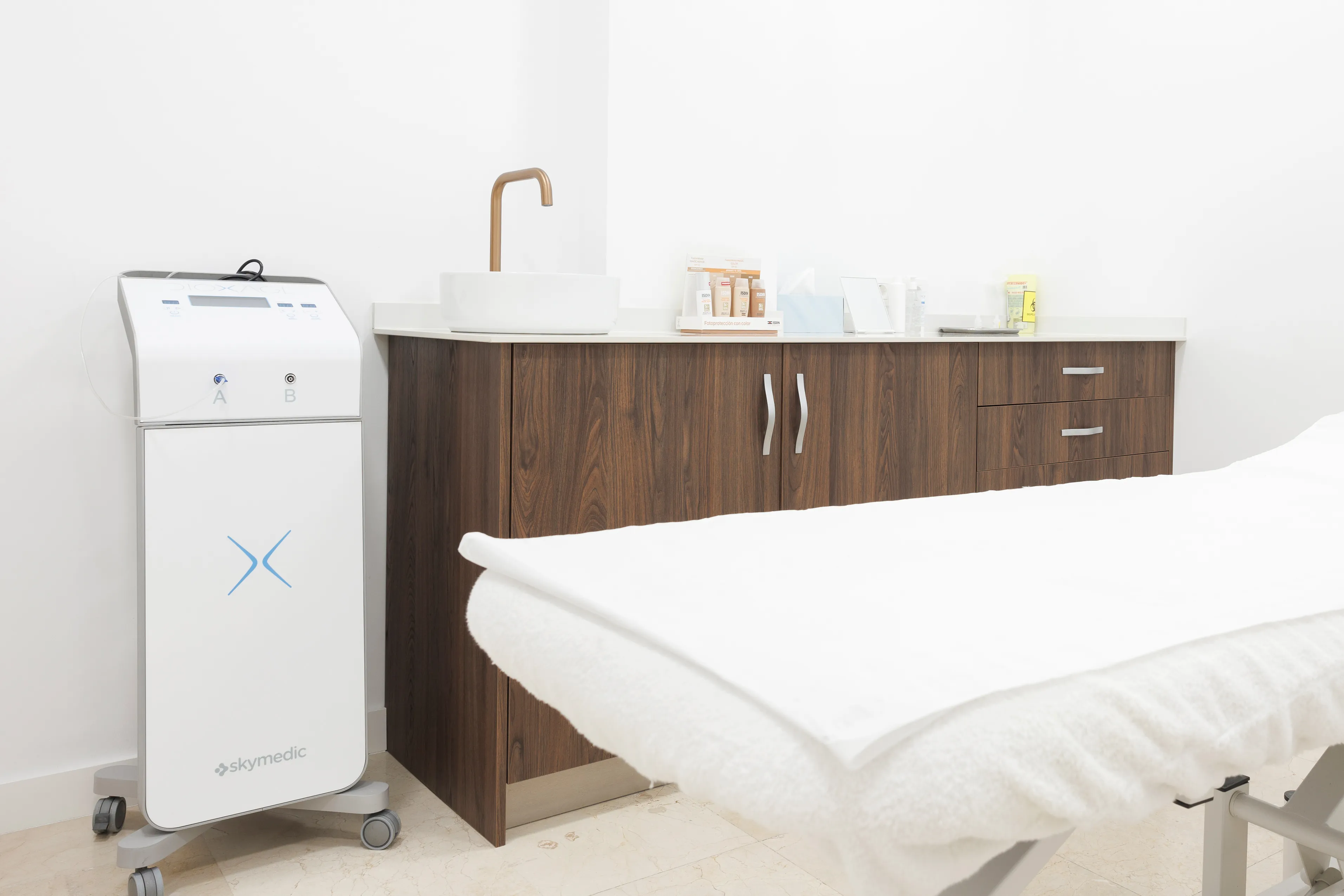 Tratamiento Haarlaser en Clínica Robega Madrid